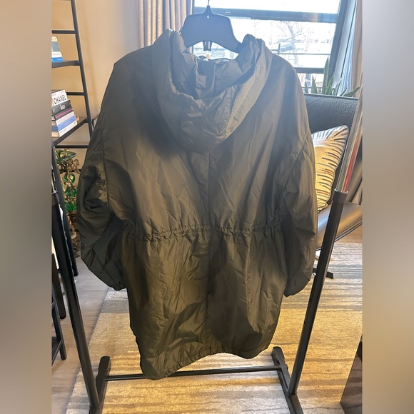 Olive Green Prada Sport Zipped Lightweight Puffer Utility Jacket - Picture 3 of 7